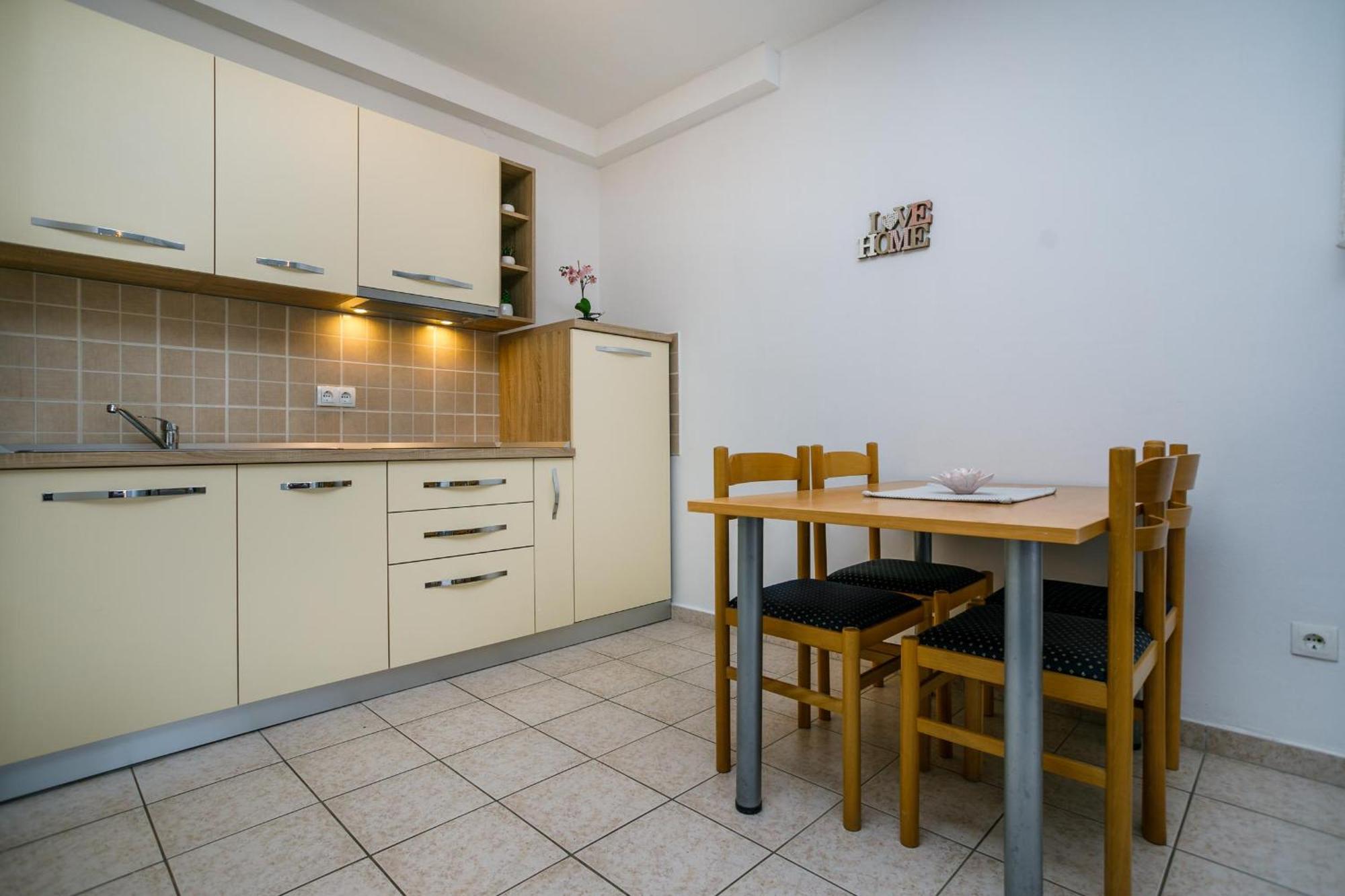 Apartment Pirun Baska  Exterior photo